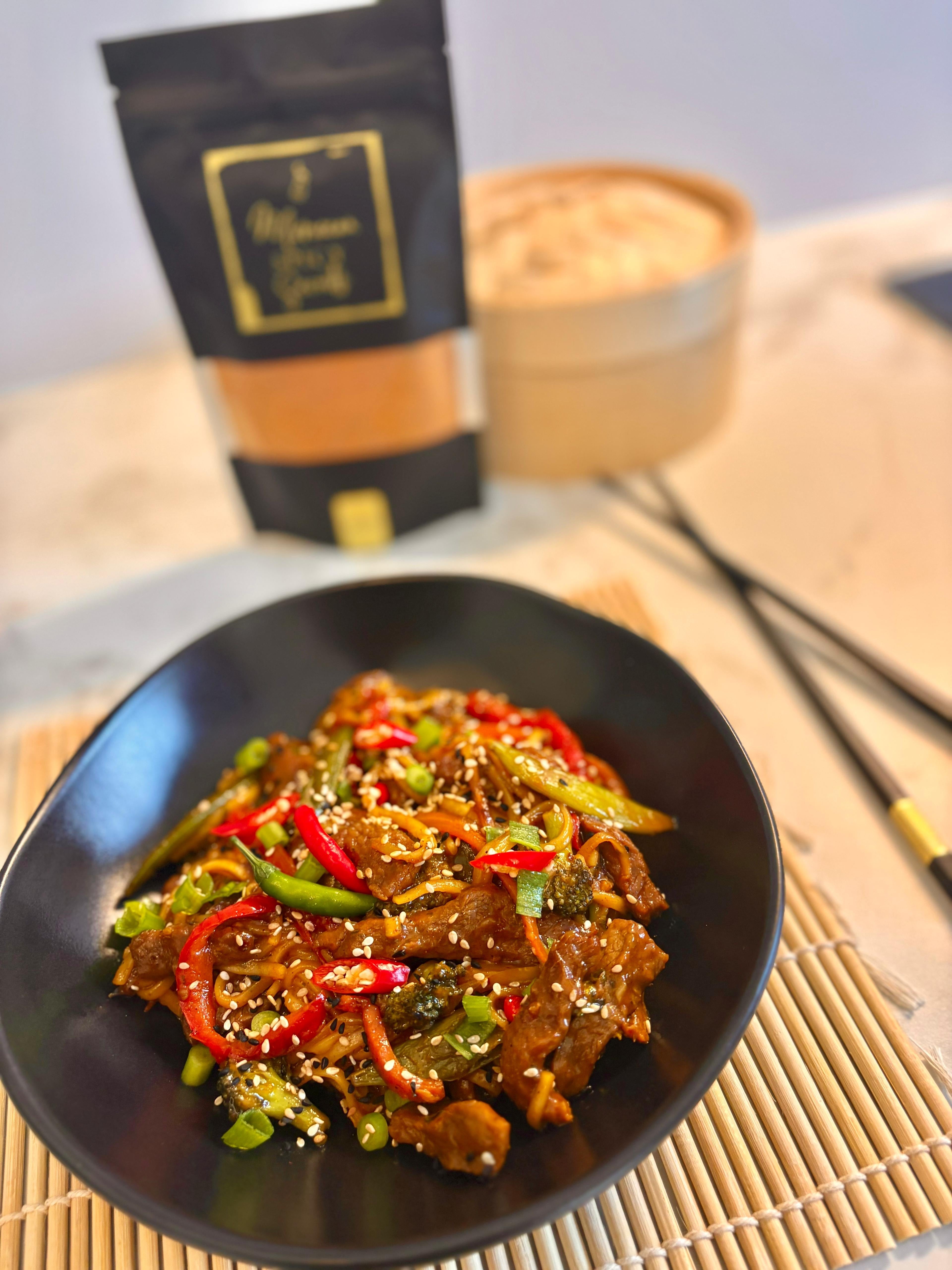 Wok met lamsvlees en knapperige groenten