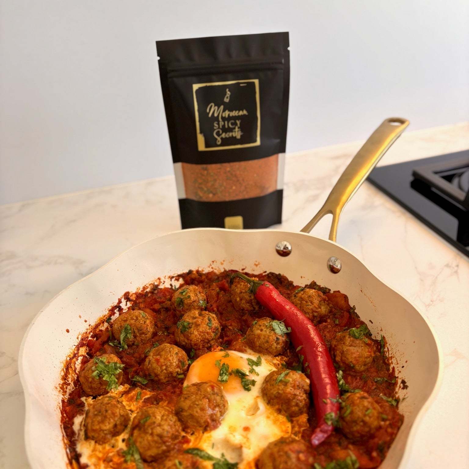 Tajine kefta uit de pan van Moroccan Spicy Secrets