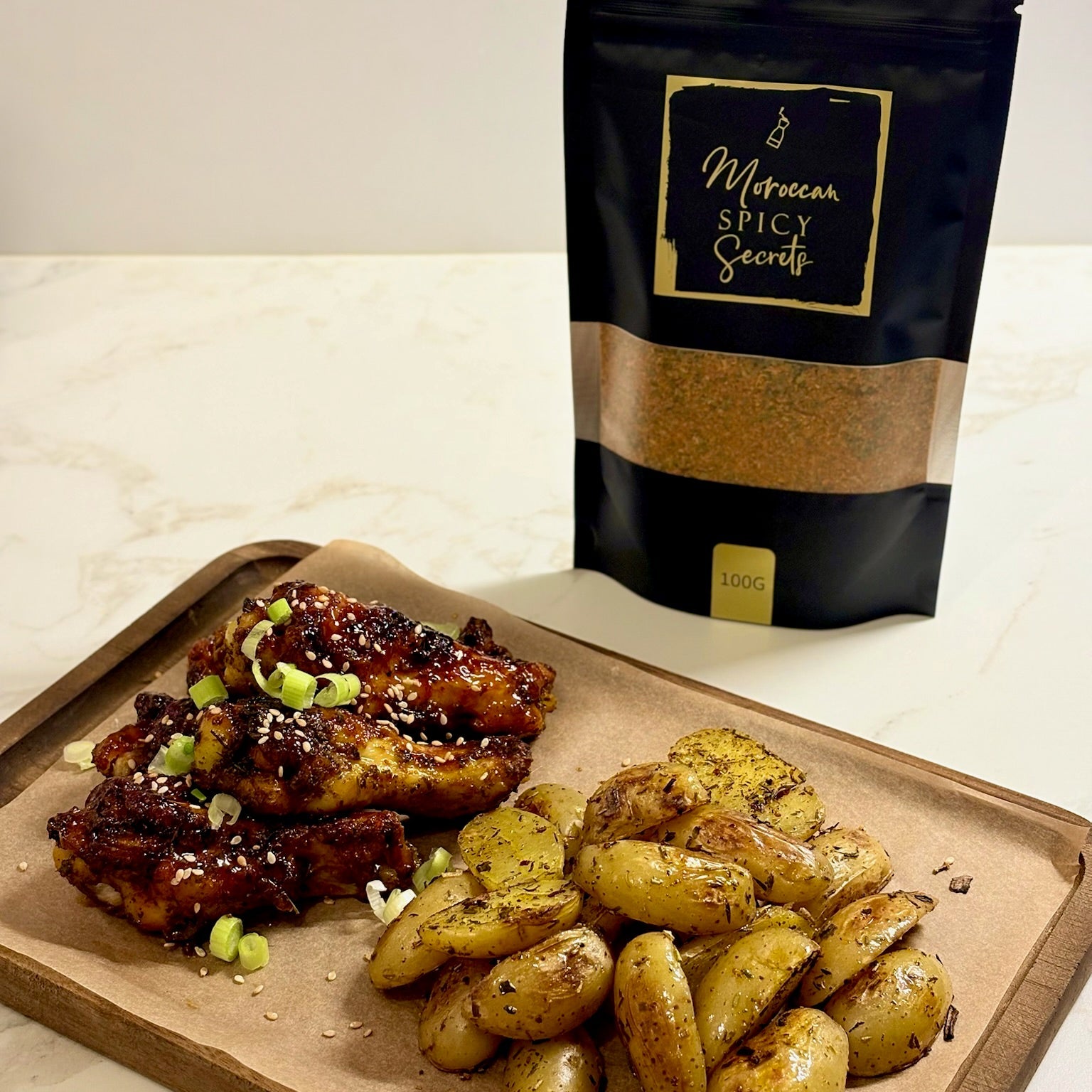 BBQ drumsticks uit de oven met krokante krieltjes van Moroccan Spicy Secrets