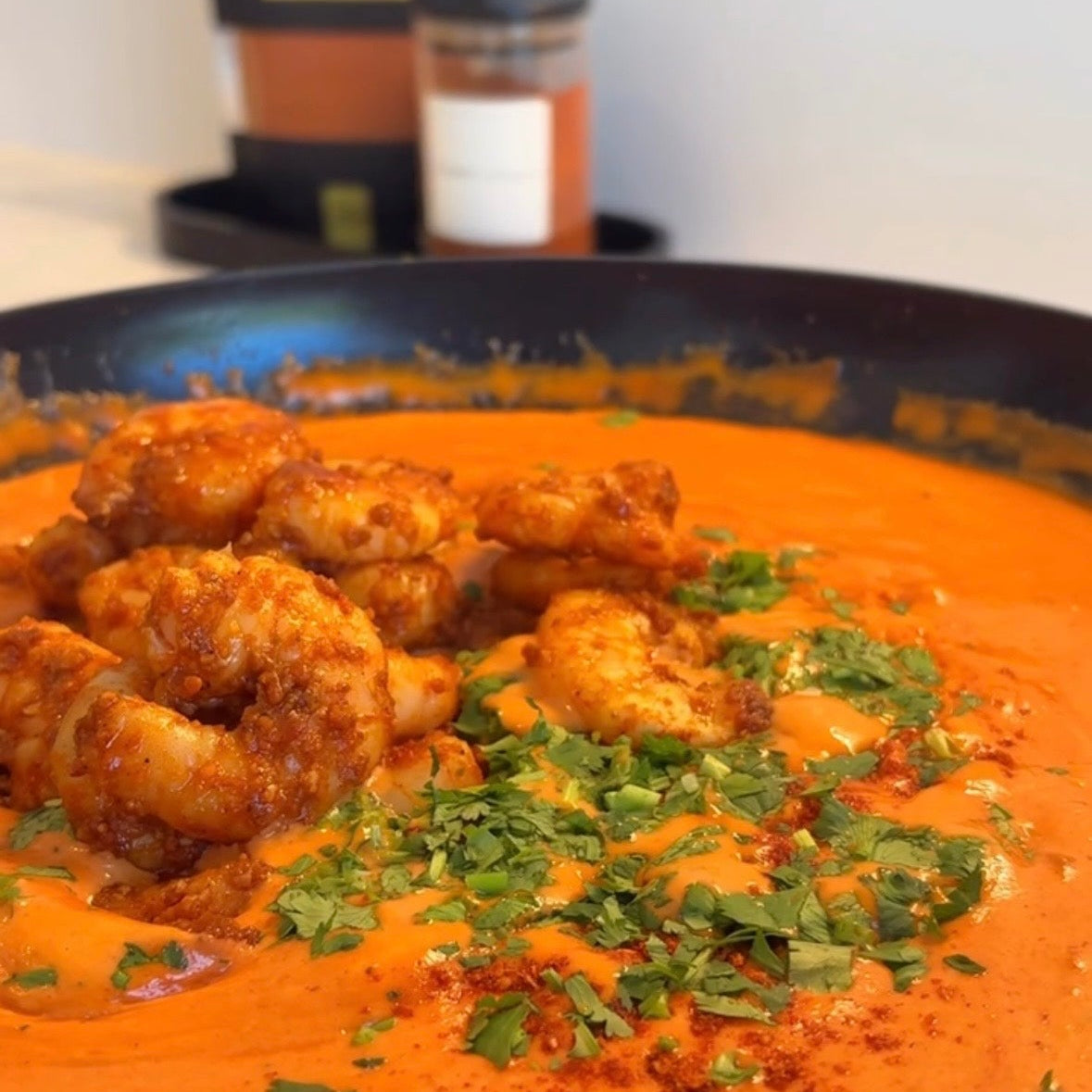 Romige linguini met pikante scampi van Moroccan Spicy Secrets