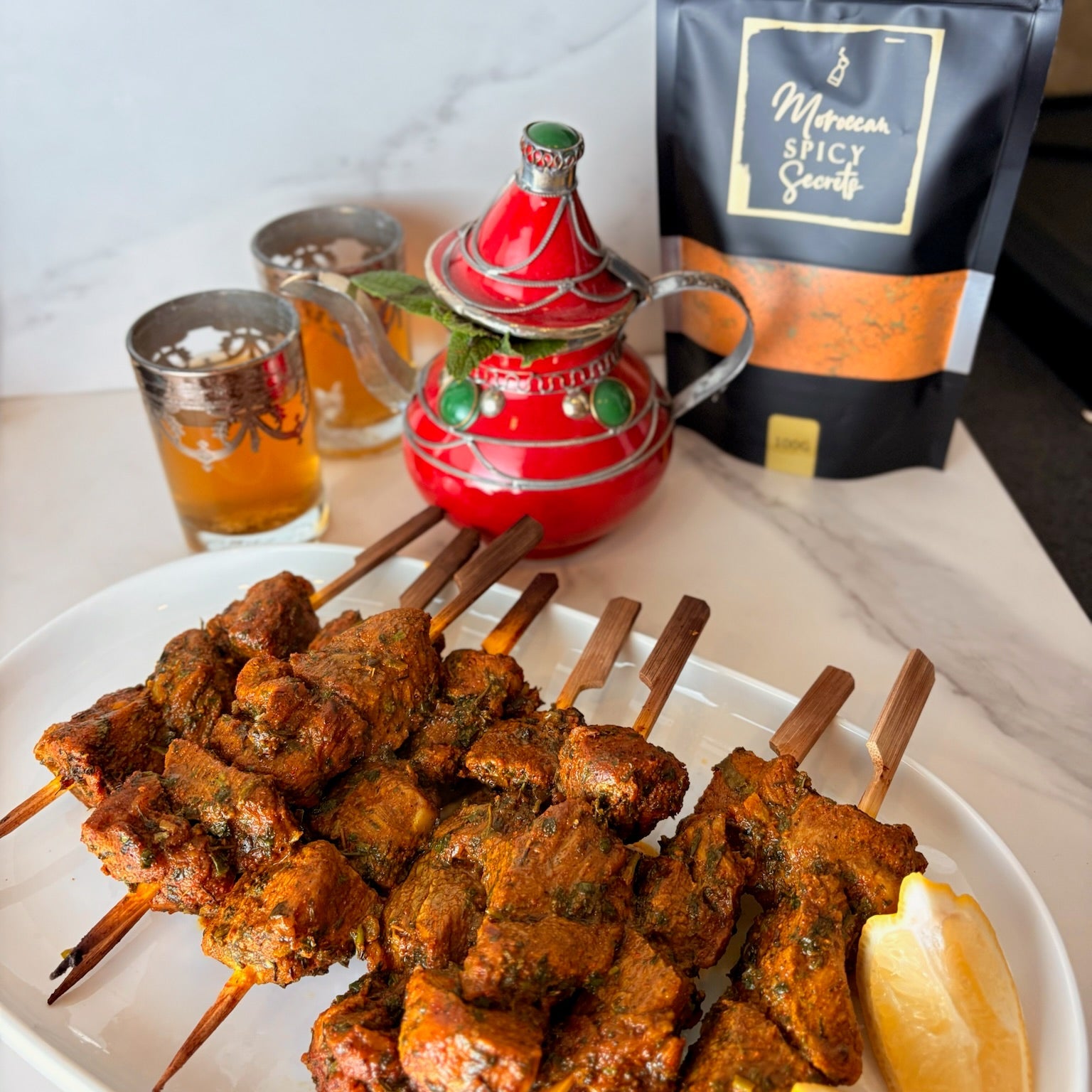 Marokkaanse brochettes uit de oven | sappige vleesspiezen