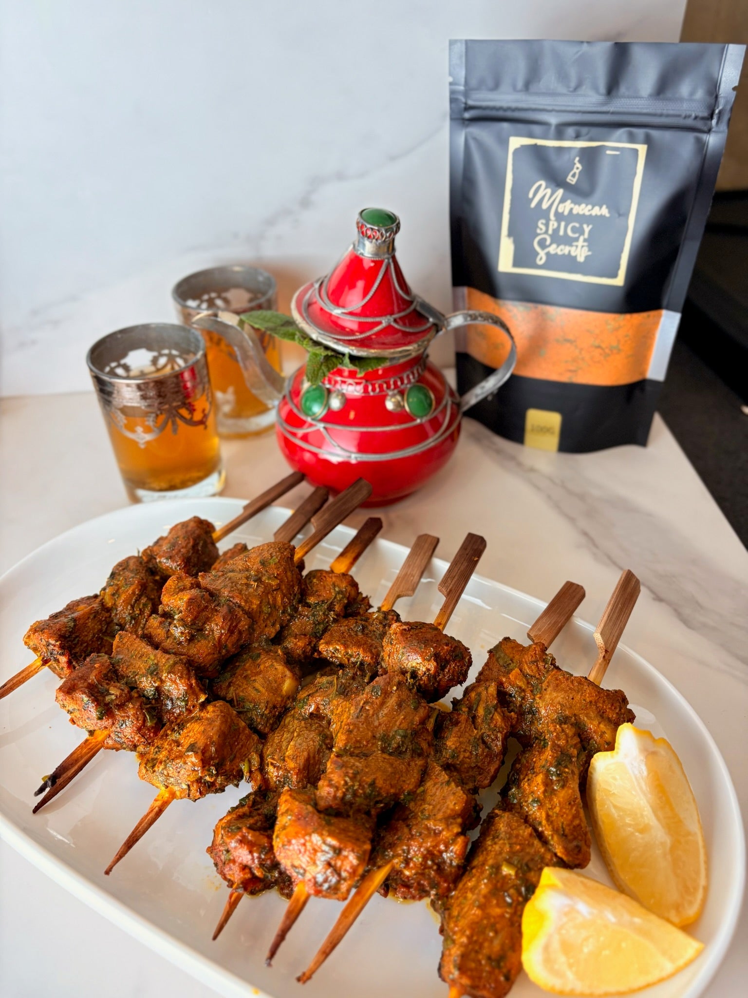 Marokkaanse brochettes uit de oven | sappige vleesspiezen