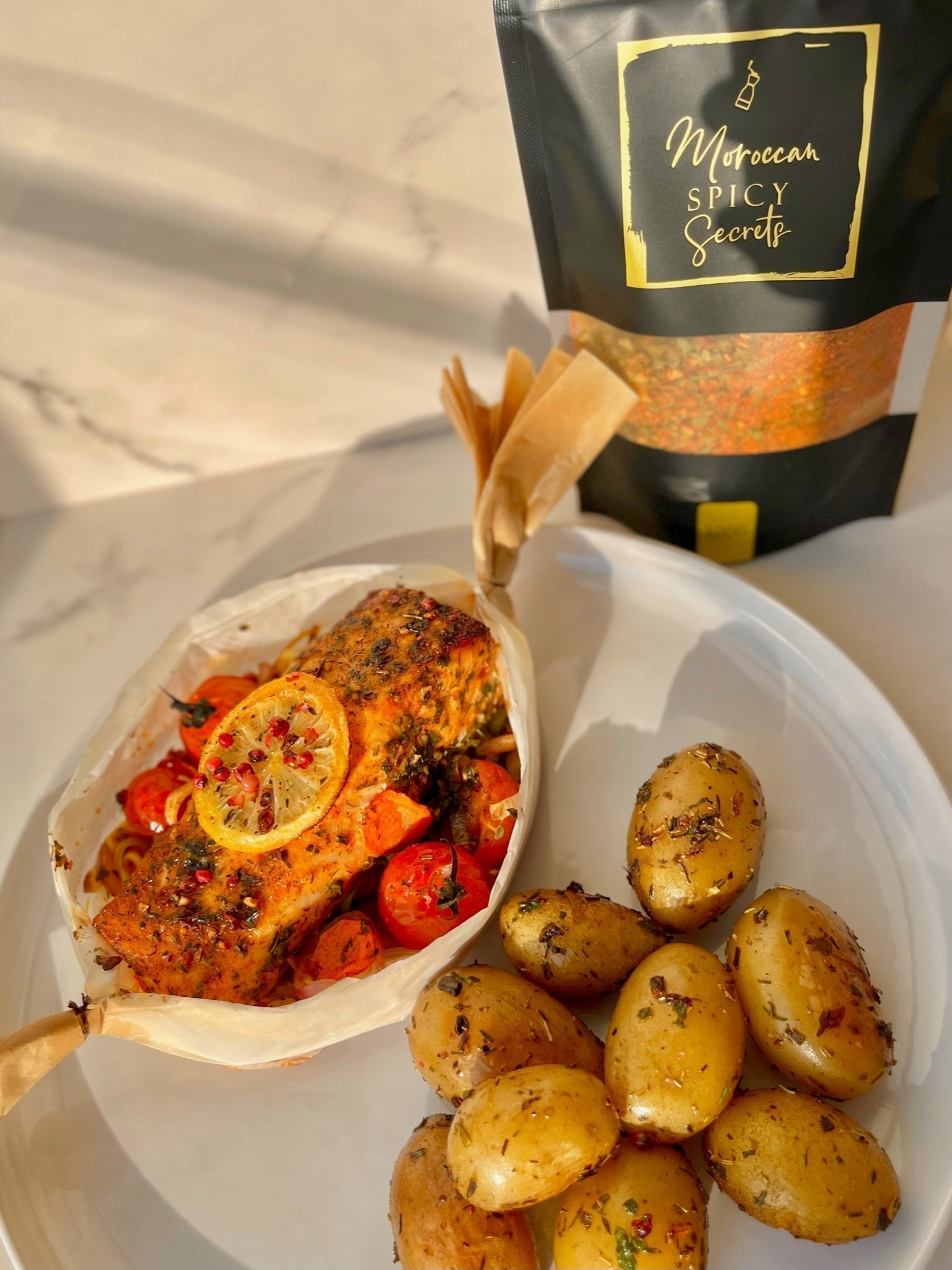 Zalm uit de oven met groenten en krieltjes van Moroccan Spicy Secrets