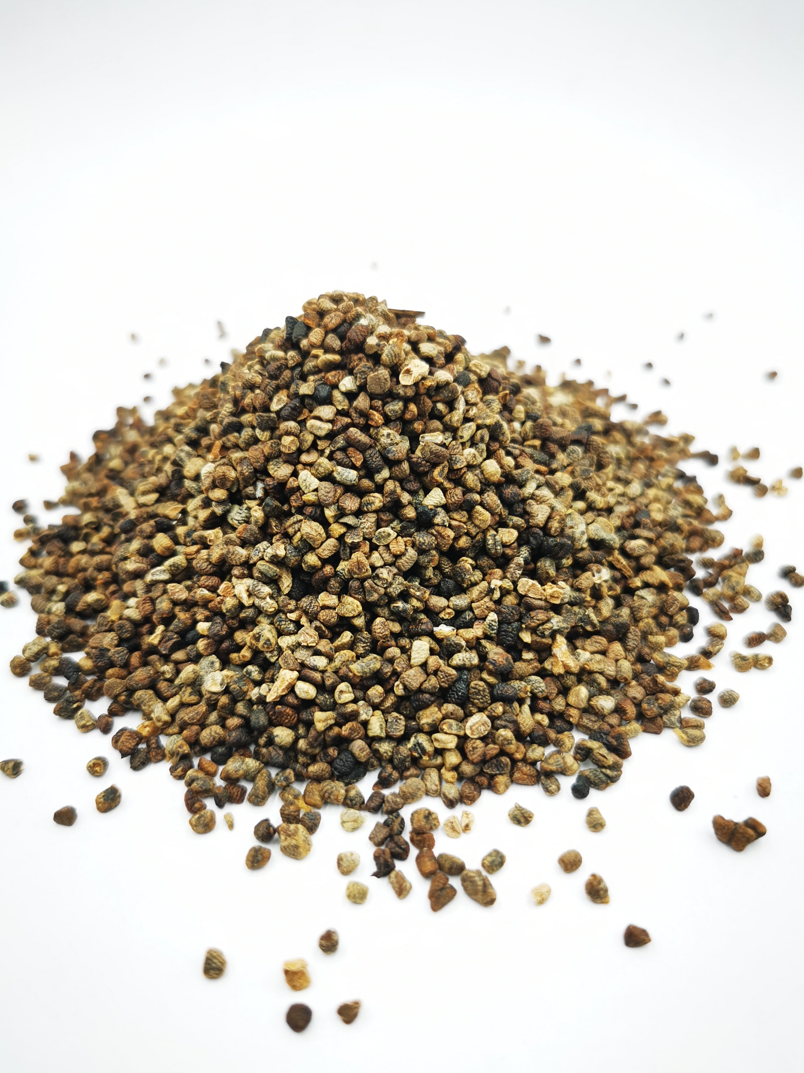 Cardamom seeds black