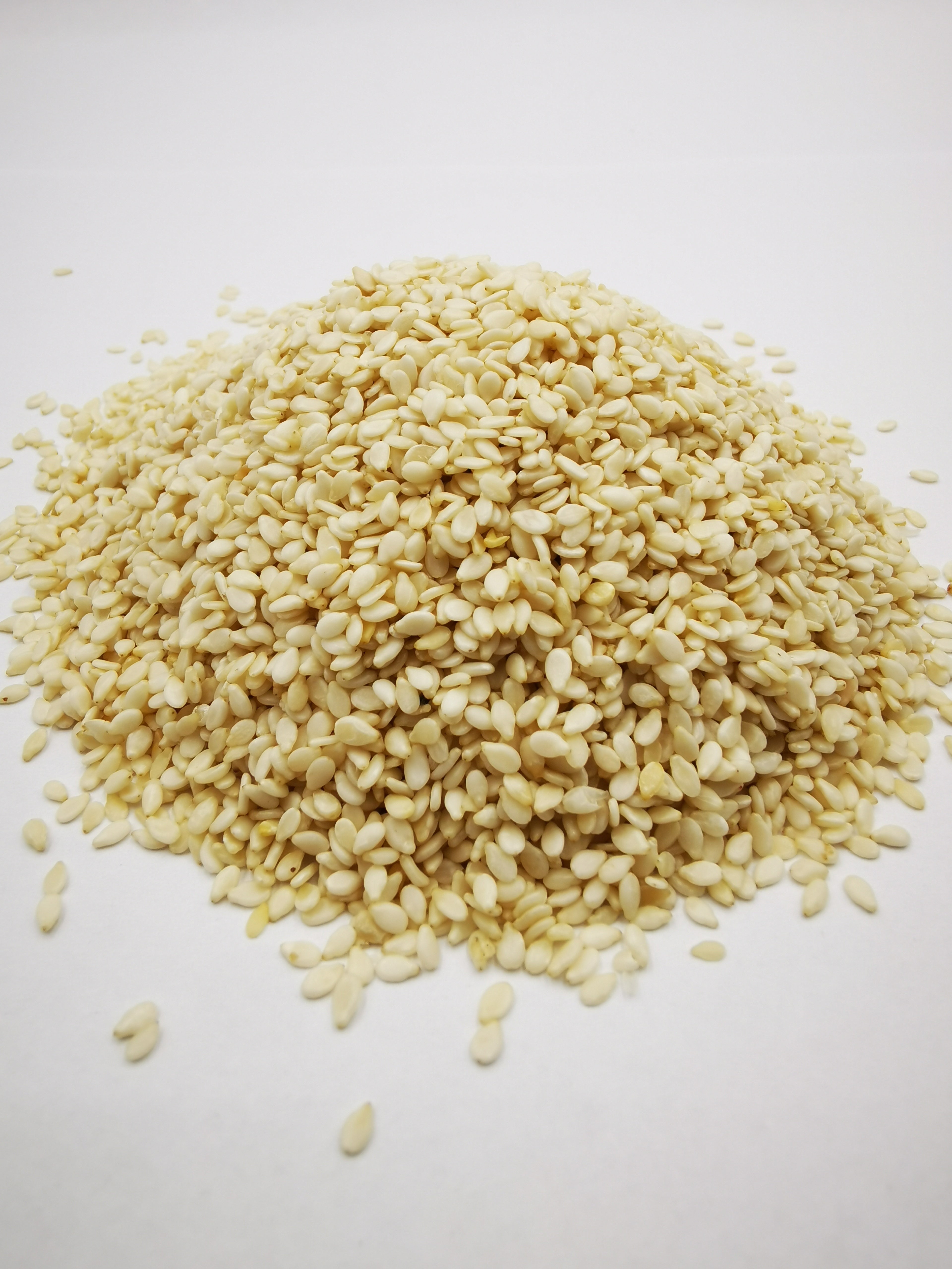 Sesame seeds white