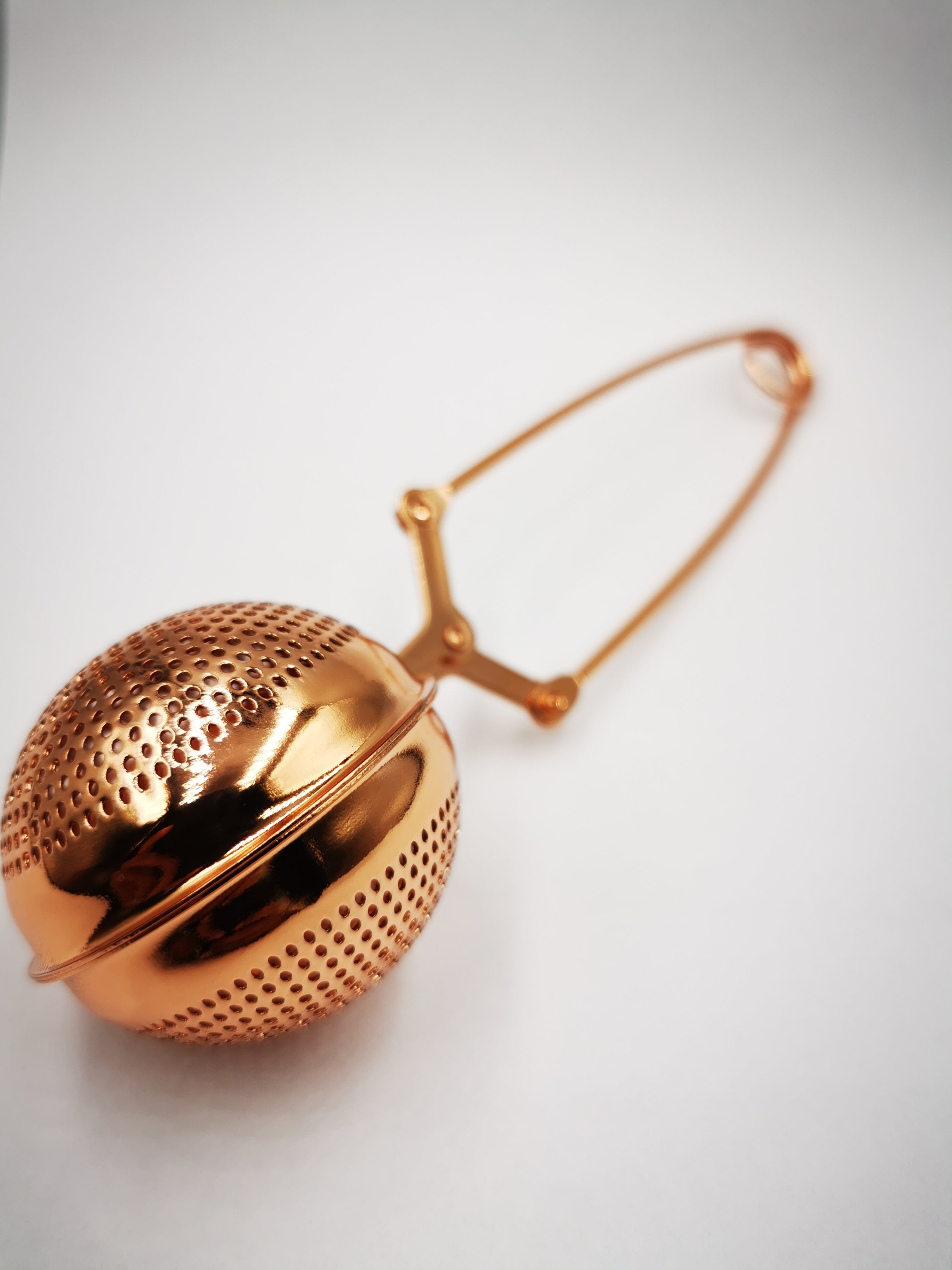 Tea infuser bronze