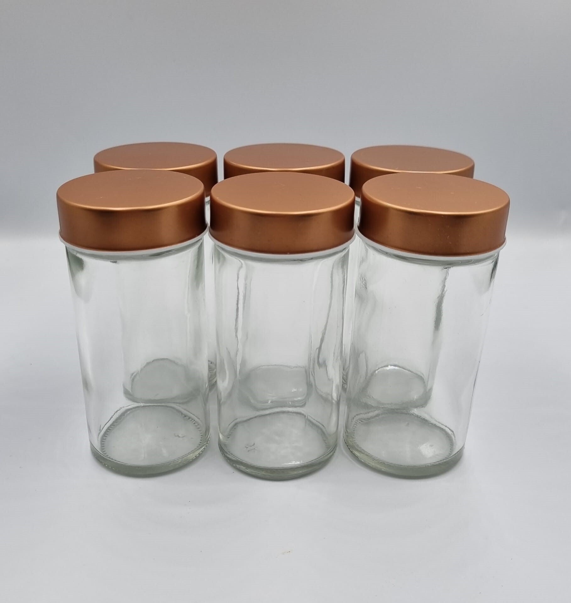 6 empty glass spice jars with sprinkling lids